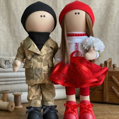 Текстильні ляльки ручної роботи пара молодята Ukraine