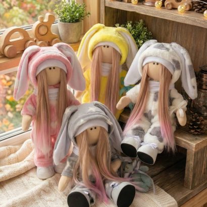 Сувенірні ляльки сплюшки зайки в комбінезоні (на вибір!)