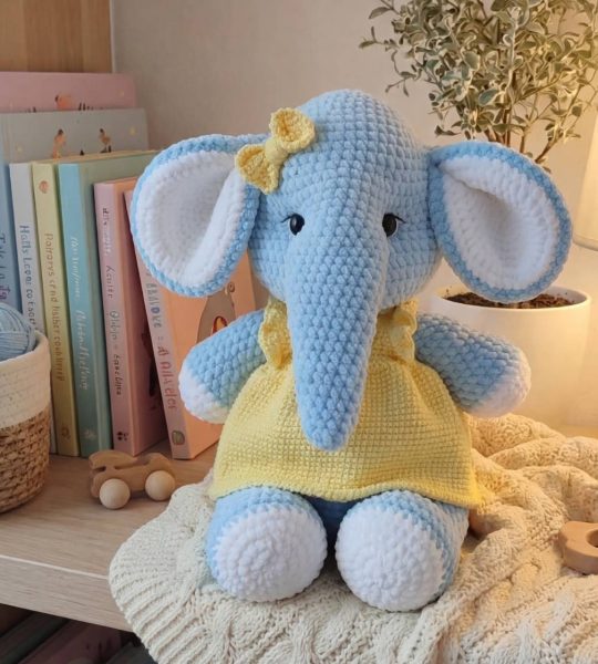 Авторська м'яка дитяча іграшка слоник дівчинка Ukraine