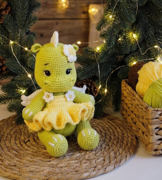 Іграшка дитячий в’язаний зелений дракончик сувенір