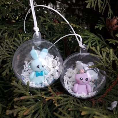 Набор прозрачных шарок на елку с зайчиками