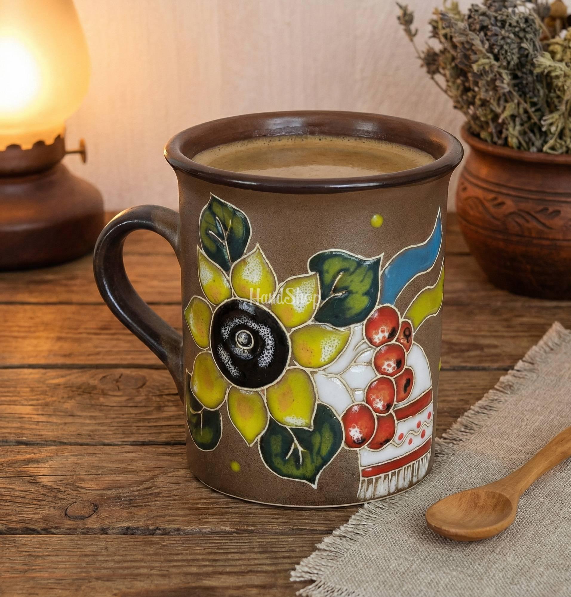 Керамічна чашка рушничок, калина, соняшник, прапор Керамічна чашка рушничок, калина, соняшник, прапор