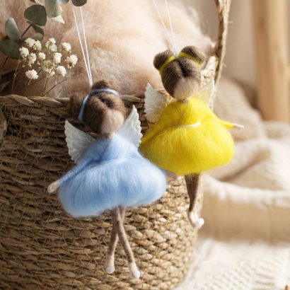 Сувенірна пара янголи ляльки в сукнях прапору України, 2 шт!