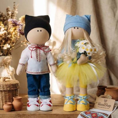 Авторські текстильні ляльки пара українець та україночка