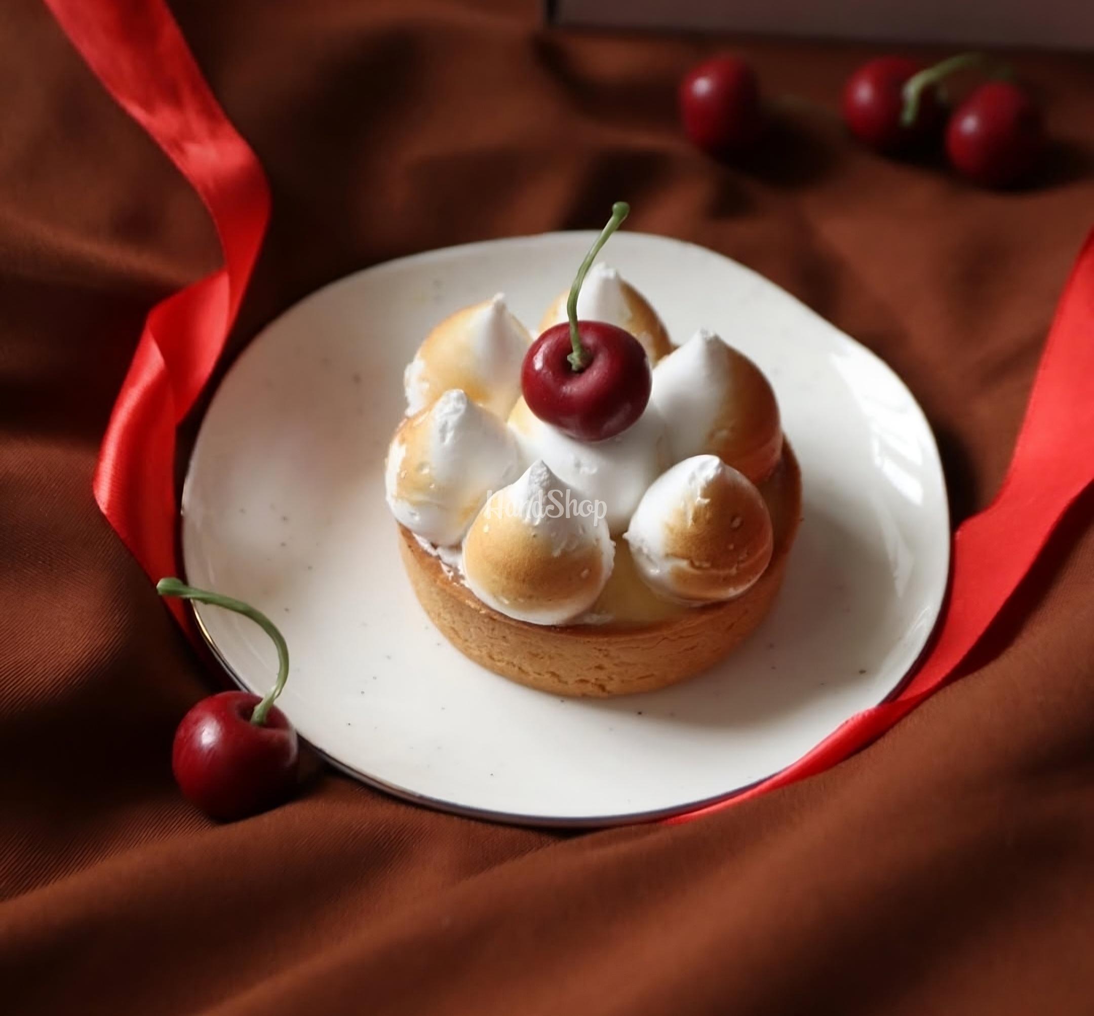 Набір свічки ягідки вишень бджолиний віск, 3 шт! Набір свічки ягідки вишень бджолиний віск, 3 шт!