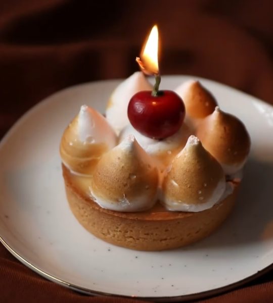 Набір свічки ягідки вишень бджолиний віск, 3 шт!