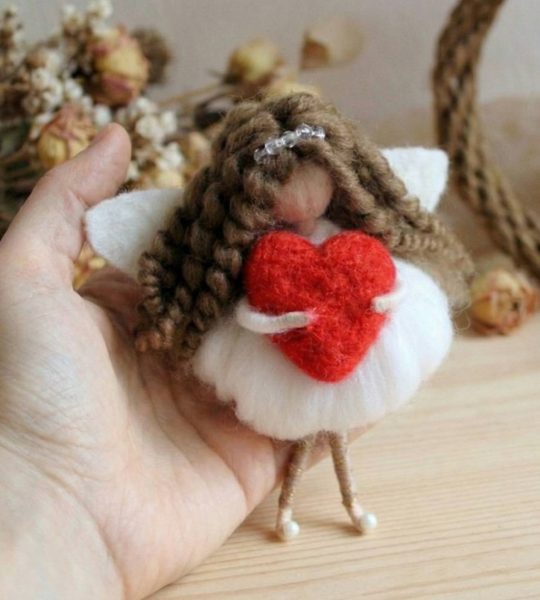 Романтична лялька валентинка ангел підвіска з сердечком