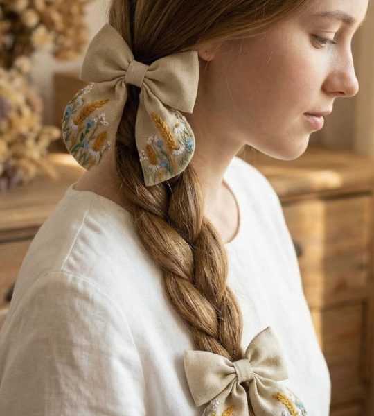 Пара бантів для волосся польові квіти ручна вишивка, 2 шт