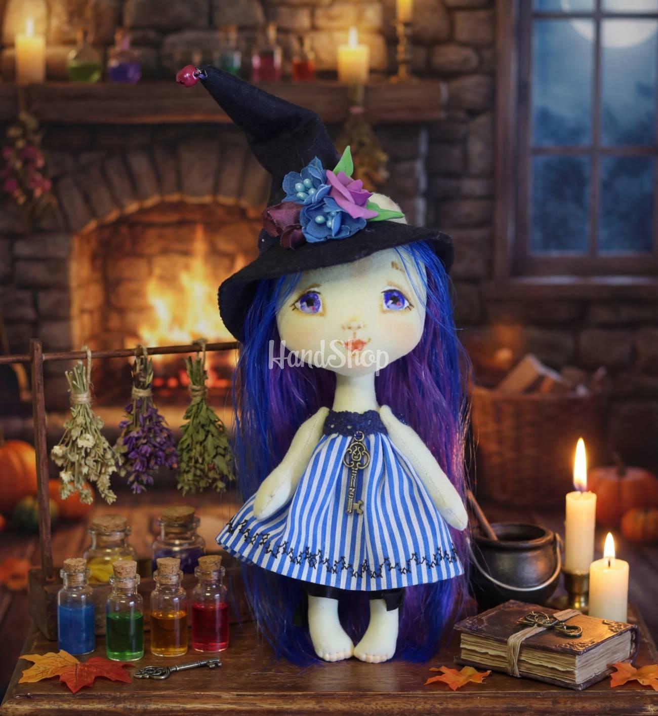Авторська інтер’єрна лялька відьмочка з синім волоссям Авторська інтер’єрна лялька відьмочка з синім волоссям