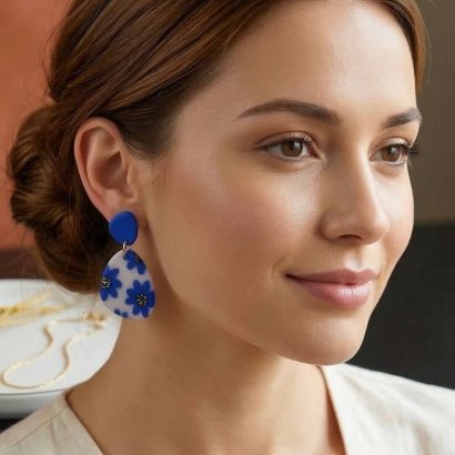 Жіночі овальні сині сережки з квітами, полімерна глина