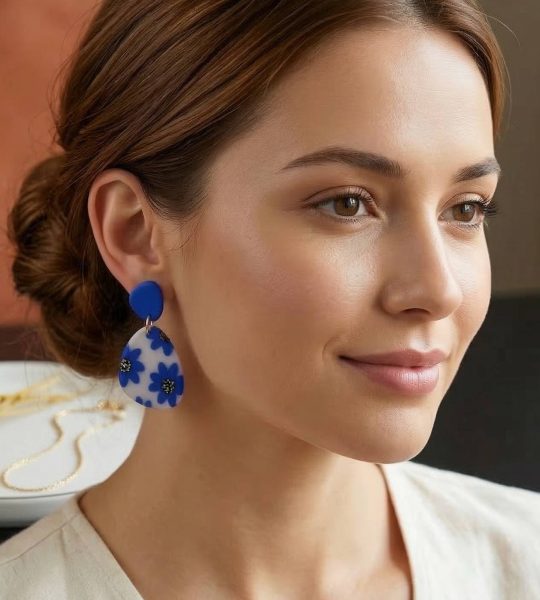 Жіночі овальні сині сережки з квітами, полімерна глина