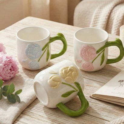 Велика чашка біла керамічна з квітами піони (на вибір!)