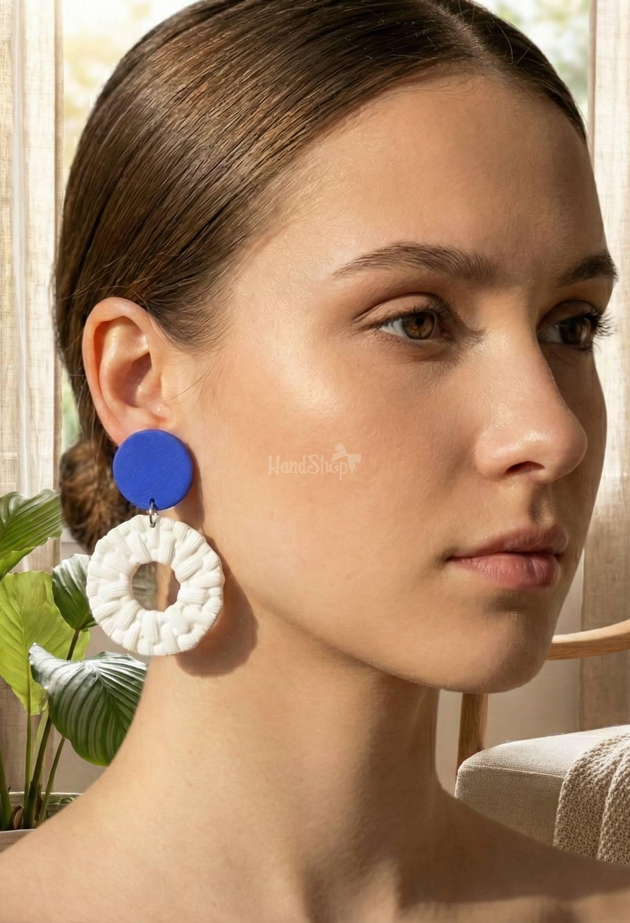 Жіночі геометричні круглі білі сережки полімерна глина Жіночі геометричні круглі білі сережки полімерна глина