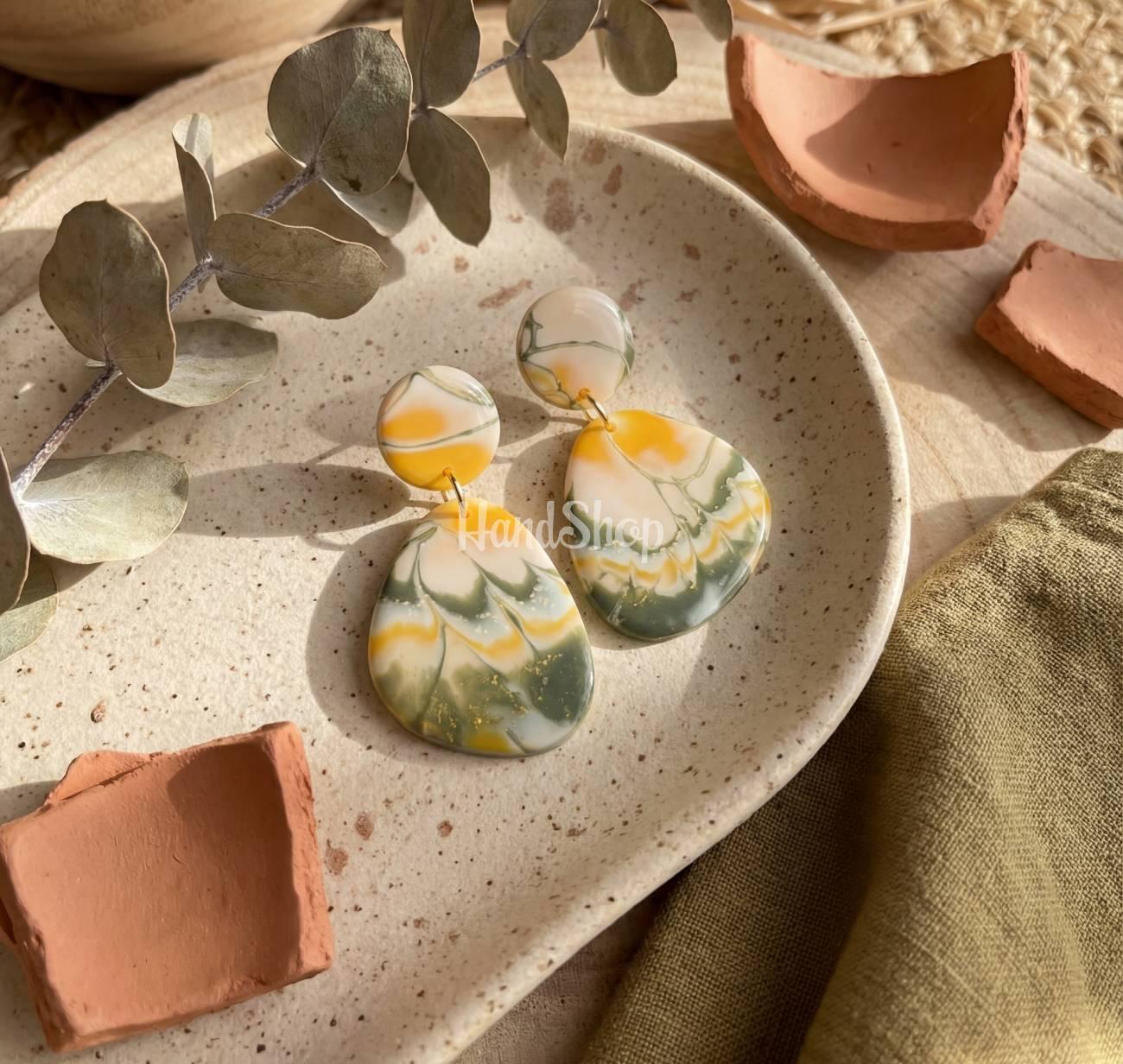 Жіночі сережки з полімерної глини овальні літній бриз Жіночі сережки з полімерної глини овальні літній бриз