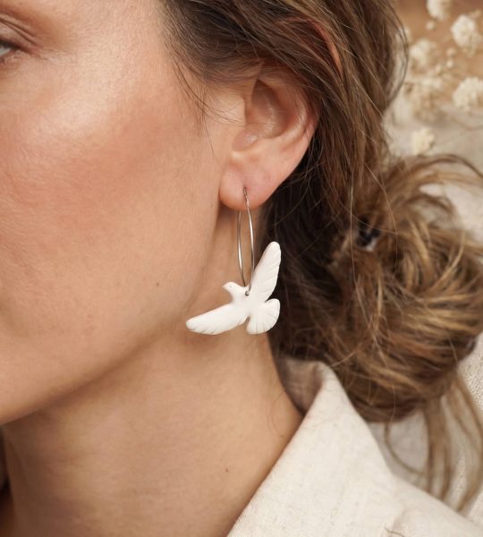 Сережки пташки білі голубки кільця полімерна глина